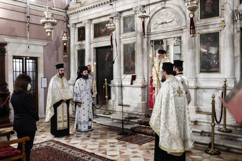 κατερίνα σακελλαροπούλου