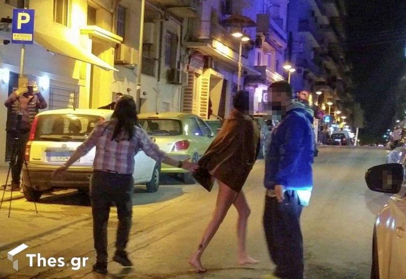 γυμνή γυναίκα θεσσαλονίκη