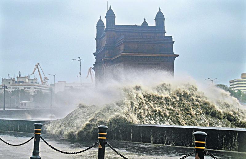 Κυκλώνας στην Ινδία