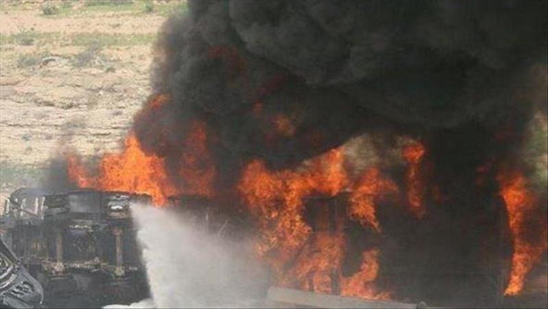 ανατροπή βυτιοφόρου οχήματος και φωτιά στη Νιγηρία