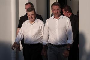 Χρυσοχοΐδης και Μητσοτάκης