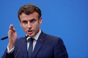 Μακρόν 