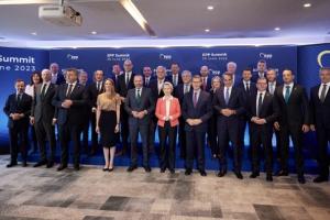 EE μεταναστευτικό