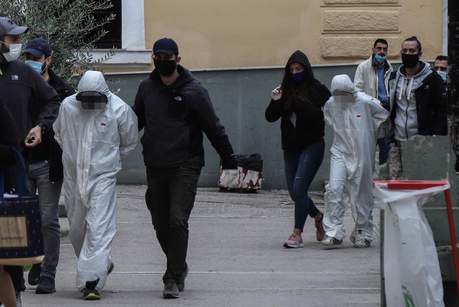 Απολογία στην ανακρίτρια ανηλίκων για τη δολοφονία 50χρονης στην Αγία Βαρβάρα