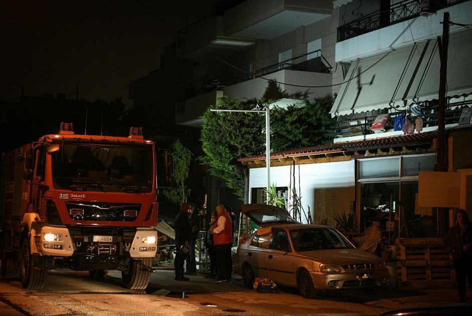 Φωτιά σε κατοικία στη Νέα Ερυθραία