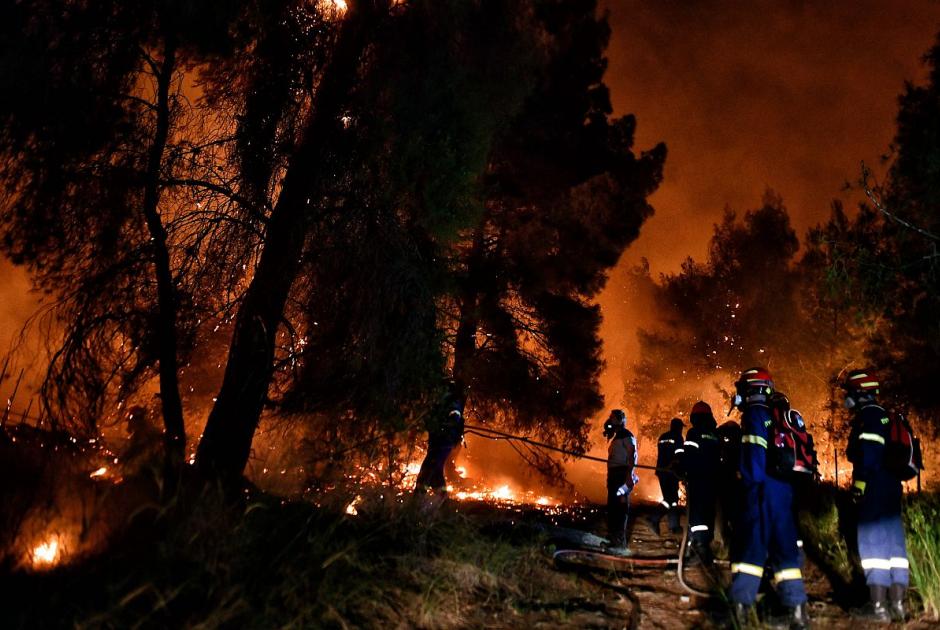 Φωτιά στον Σχίνο Κορινθίας