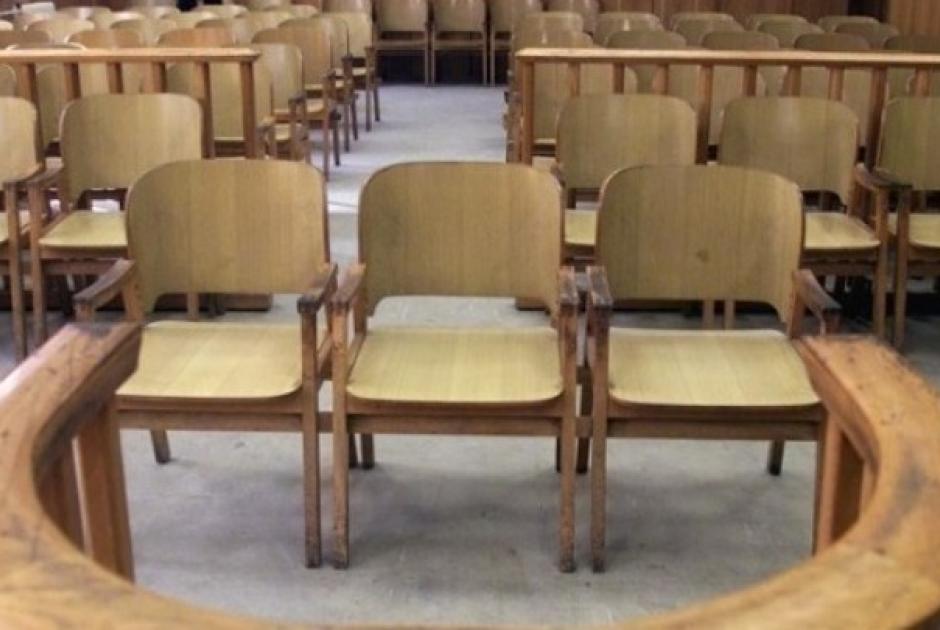 δικαστήριο 