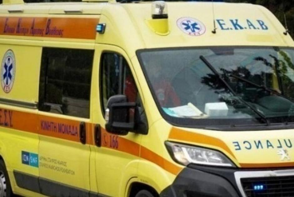 ασθενοφόρο 