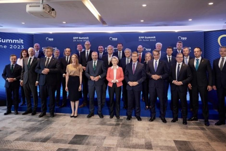 EE μεταναστευτικό