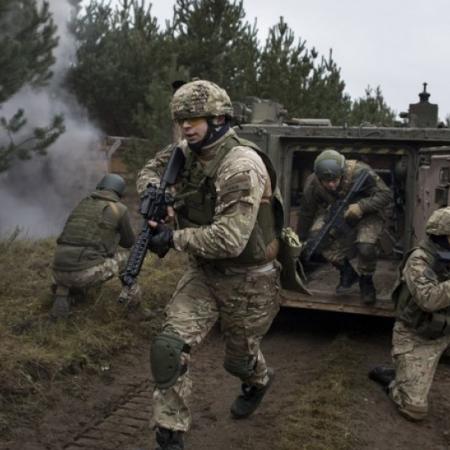 μαχητές στην Ουκρανία