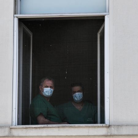 γιατροί νοσοκομείο Ερυθρός Σταυρός