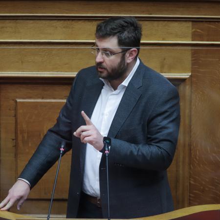 Ο Κώστας Ζαχαριάδης