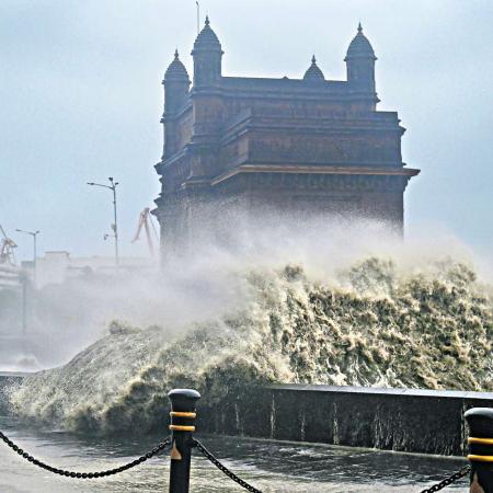 Κυκλώνας στην Ινδία