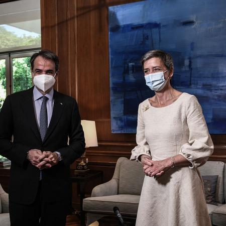 Συνάντηση Κυριάκου Μητσοτάκη με την αντιπρόεδρο της Ευρωπαϊκής Επιτροπής