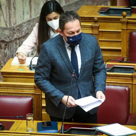 Στέλιος Πέτσας στη Βουλή