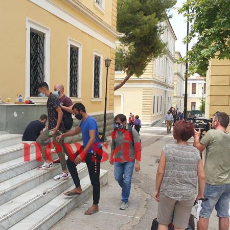 Αλλοδαποί επίθεση