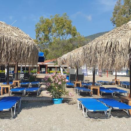 παραλία Κυνουρία ρατσισμός 