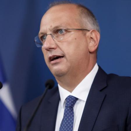 Γιάννης Οικονόμου lockdown