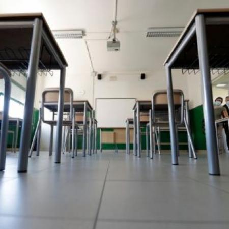 Ιταλία καθηγήτρια με μαθητή 