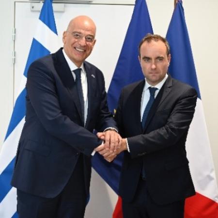 Δενδιας Λεκορνου