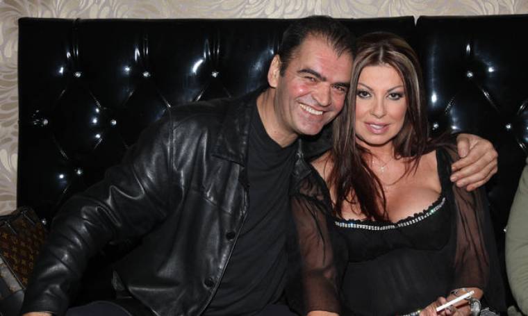 eliniki-gami-o-giorgos-troupis-agkalia-me-tin-antzela-dimitriou