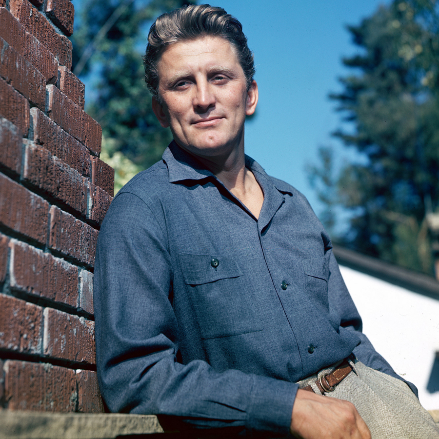 o kirk douglas sta niata tou